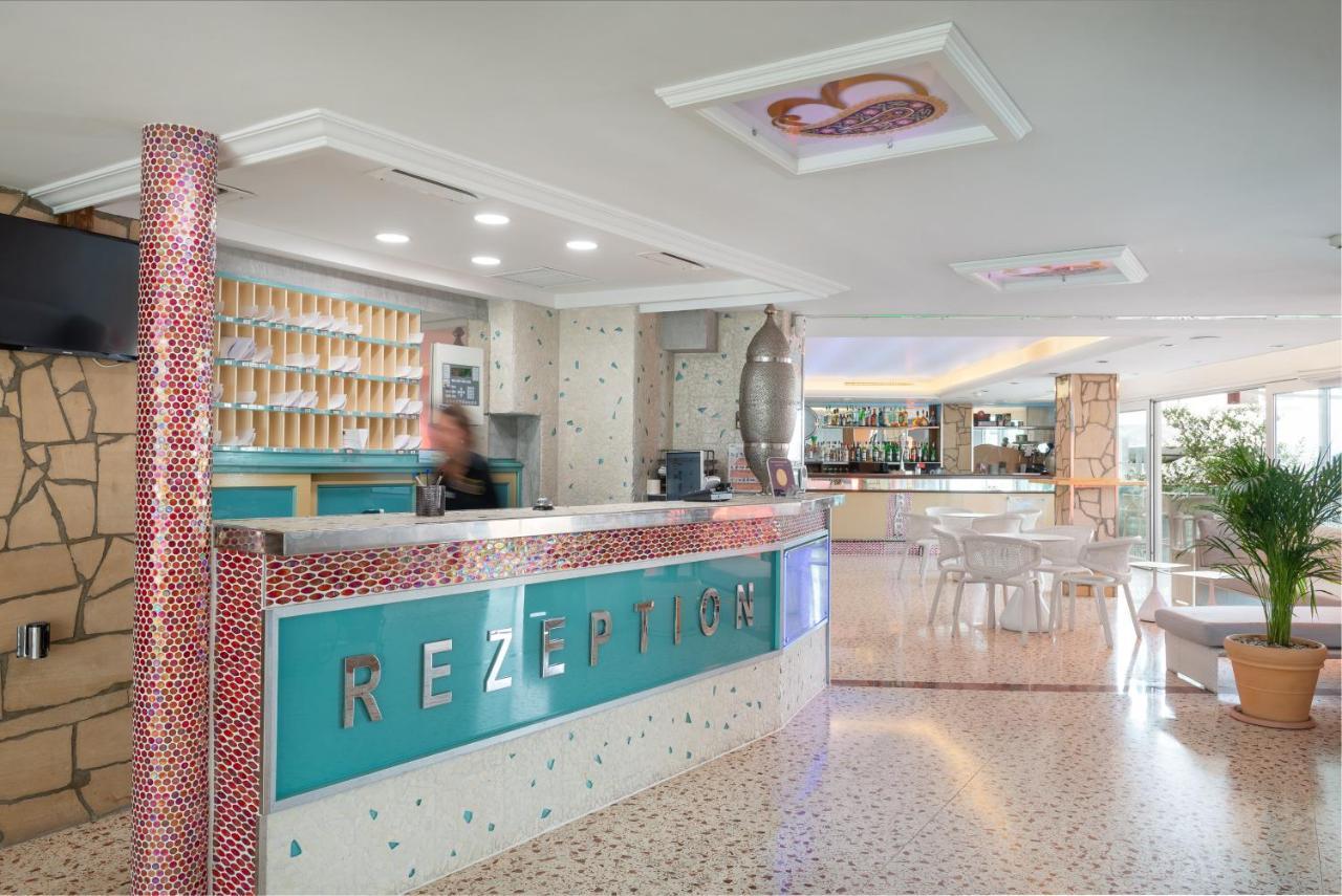 Playas Del Rey Hotel Santa Ponsa Exterior photo