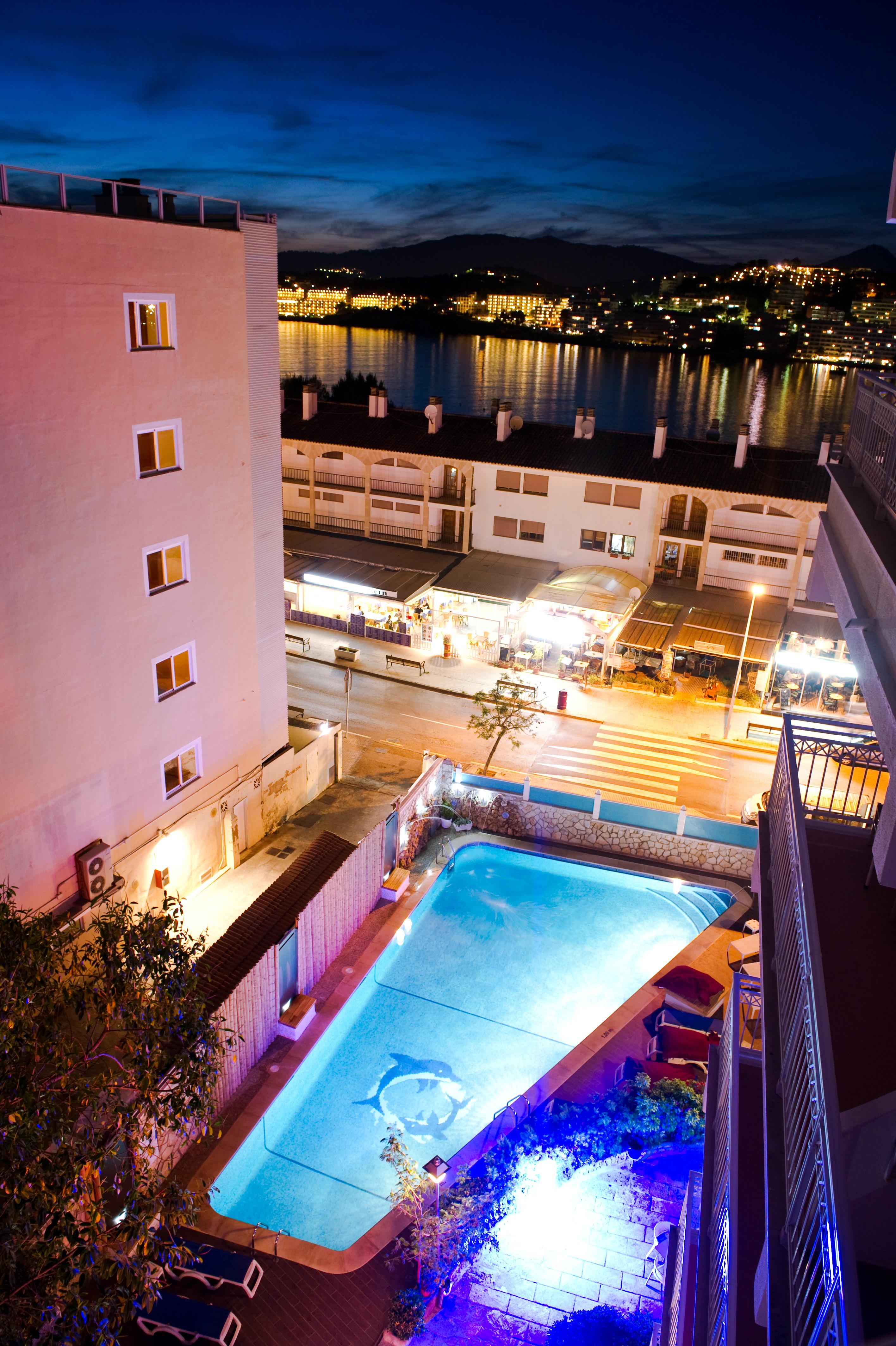 Playas Del Rey Hotel Santa Ponsa Exterior photo