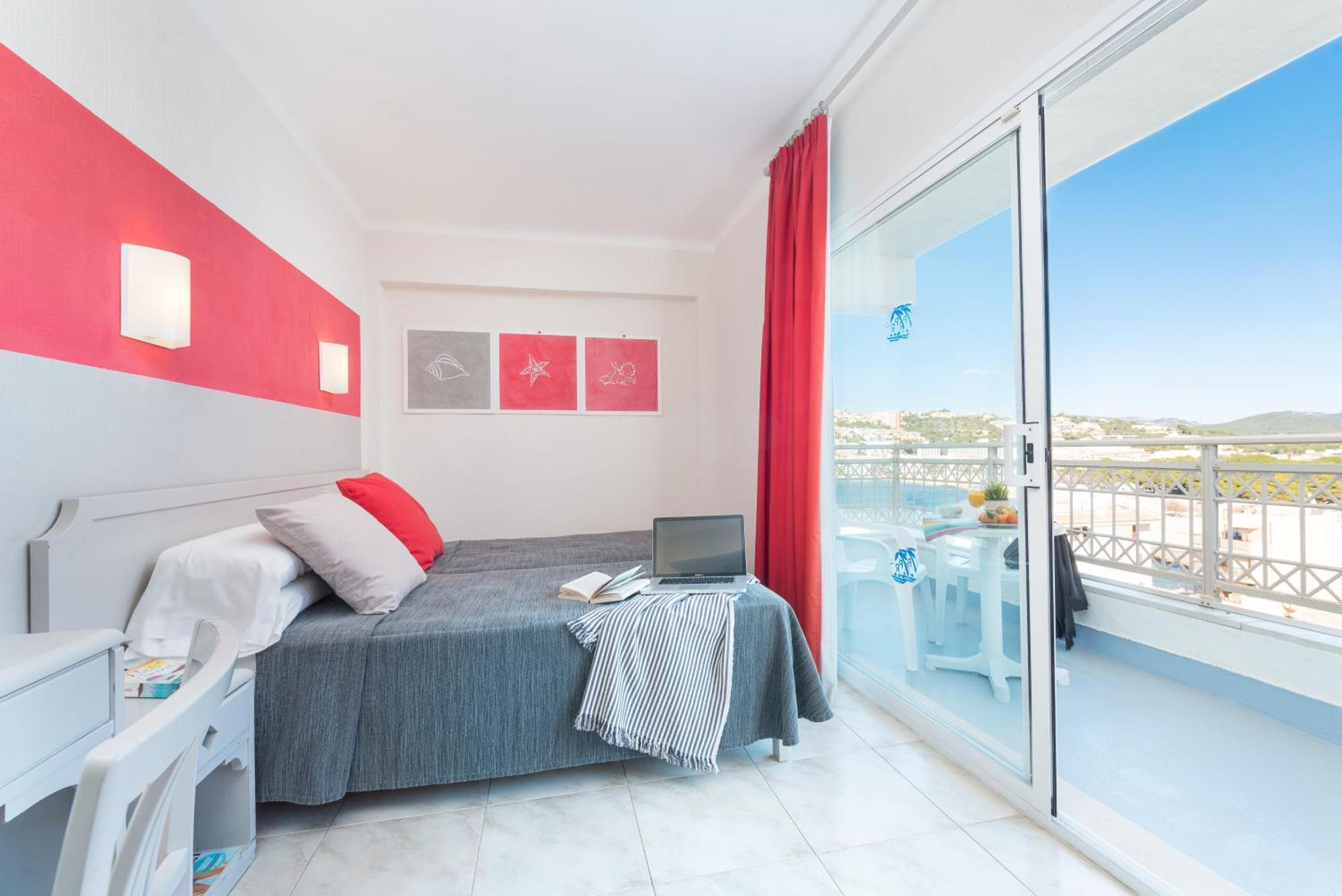Playas Del Rey Hotel Santa Ponsa Room photo